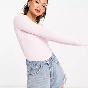 V Neck Ribbed Long Sleeve Bodysuit
NUDE